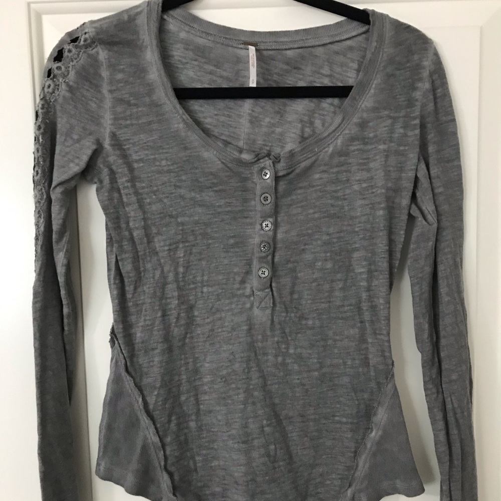 Gray Long Sleeve detailed Button up